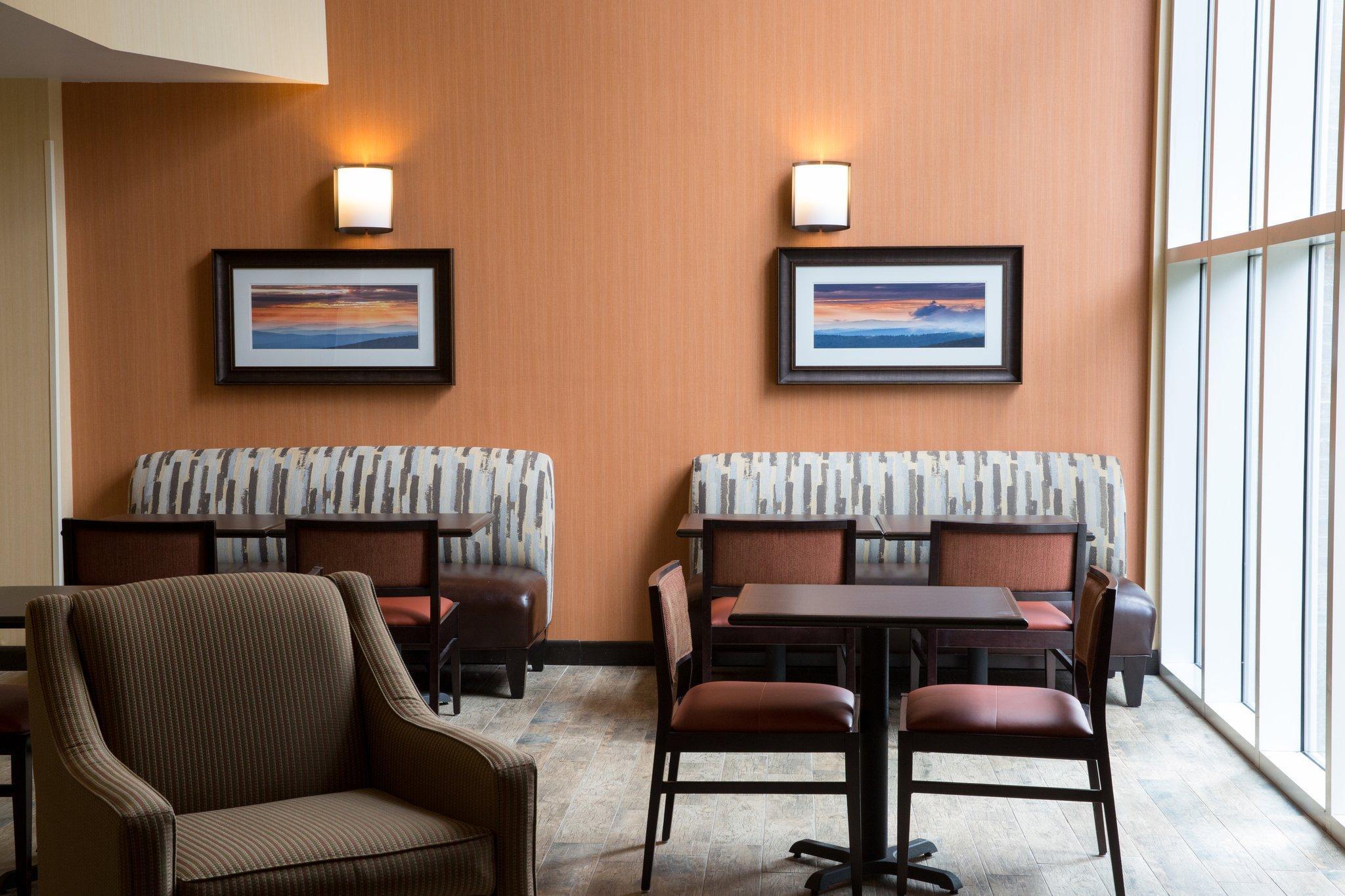 Holiday Inn Express Hotel & Suites Cherokee-Casino By Ihg Exterior foto