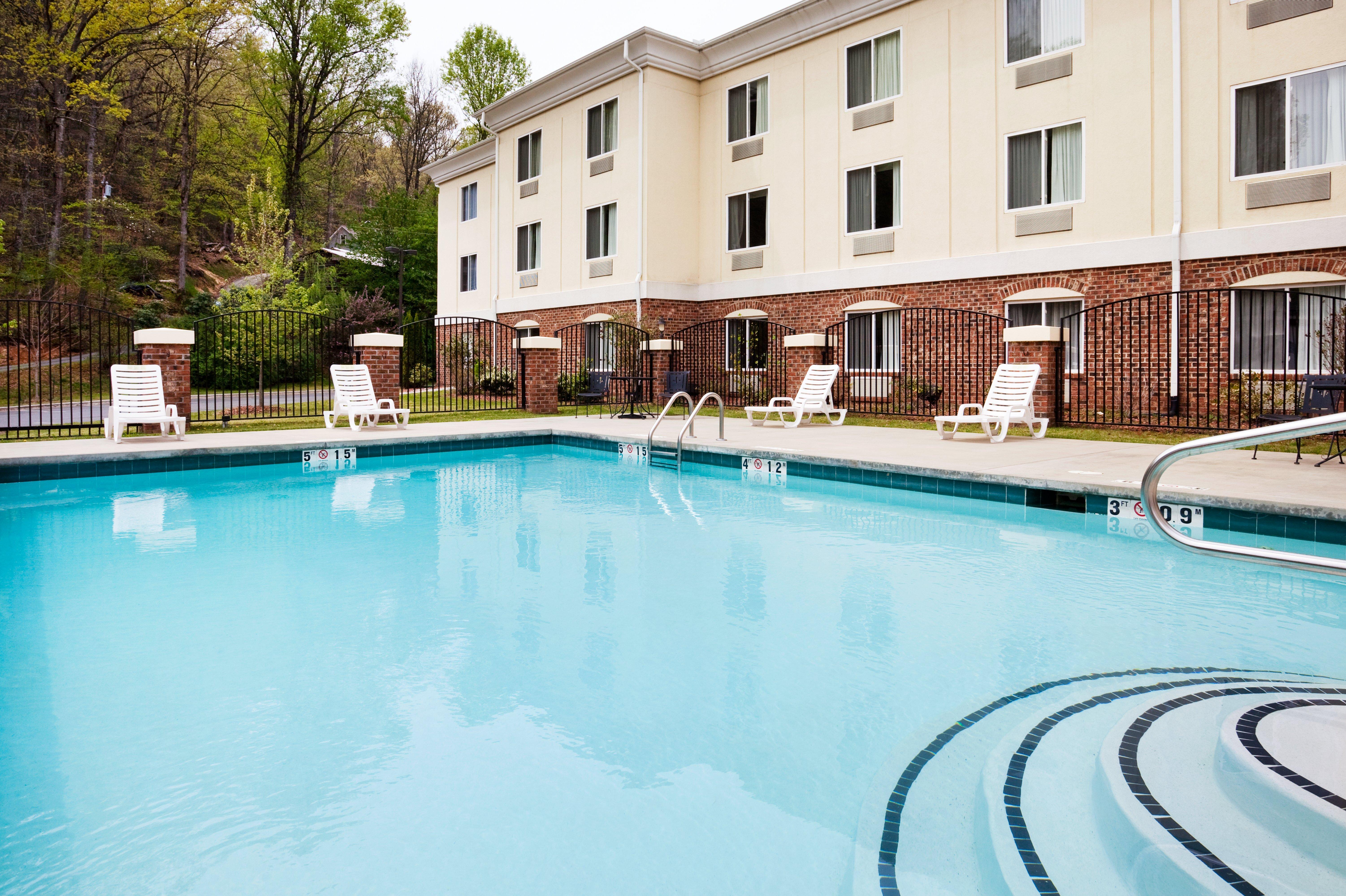 Holiday Inn Express Hotel & Suites Cherokee-Casino By Ihg Exterior foto