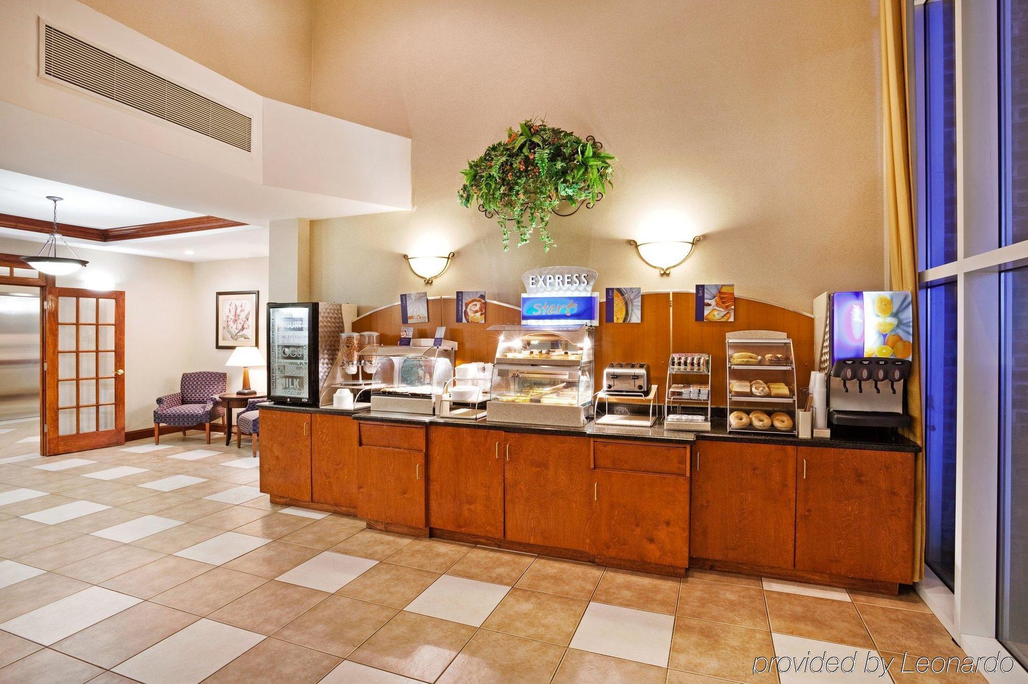 Holiday Inn Express Hotel & Suites Cherokee-Casino By Ihg Exterior foto