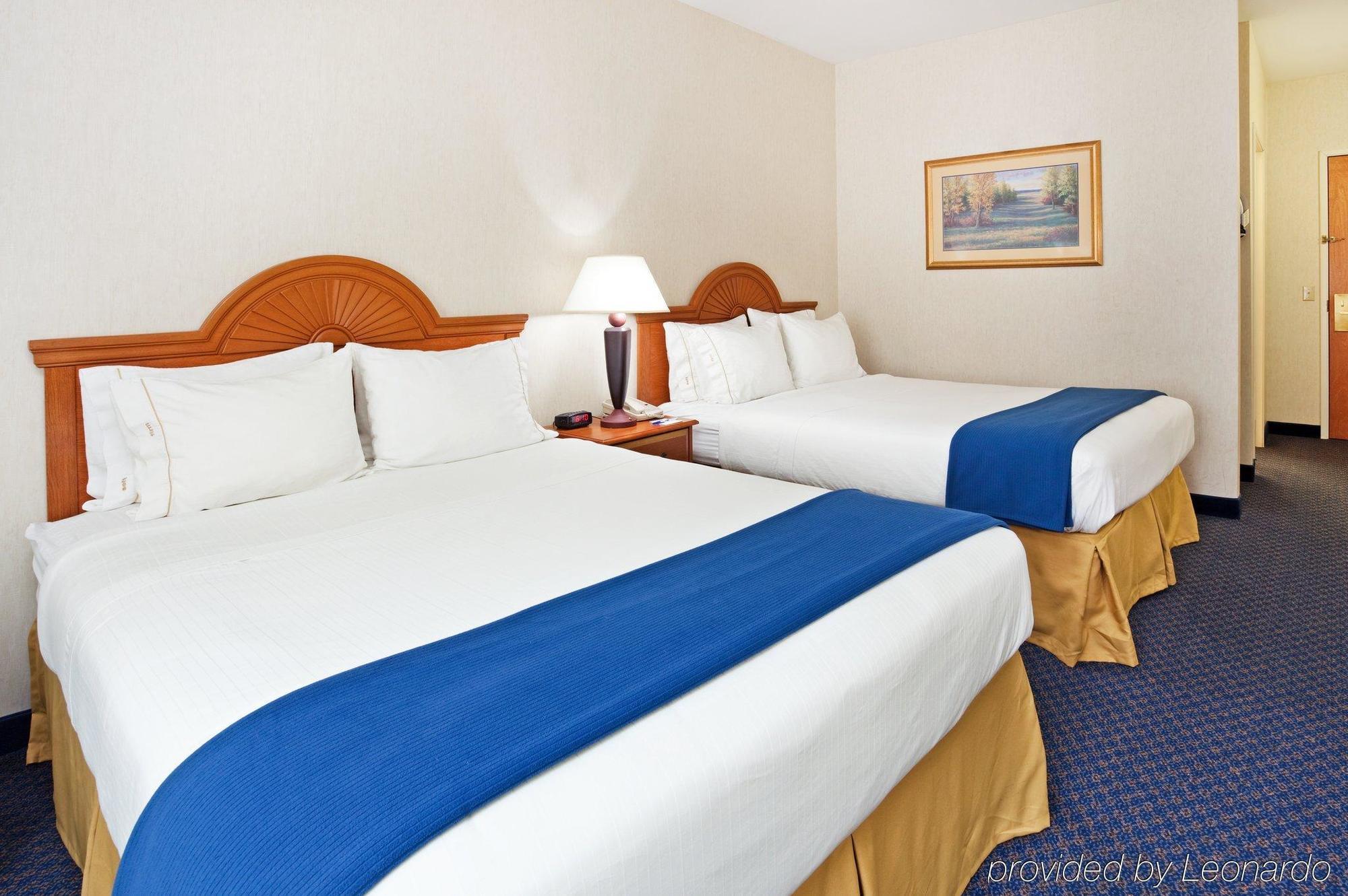 Holiday Inn Express Hotel & Suites Cherokee-Casino By Ihg Exterior foto
